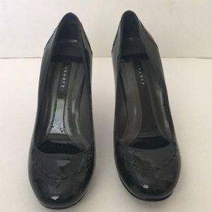 ** Black Theory Pumps